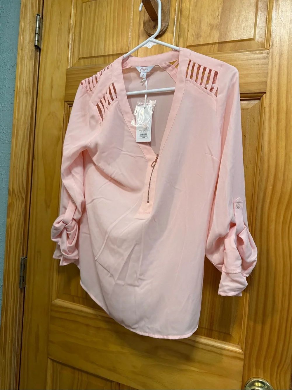 NWT candies Pale Pink Blouse with Ladder Shoulder Cutouts juniors size m